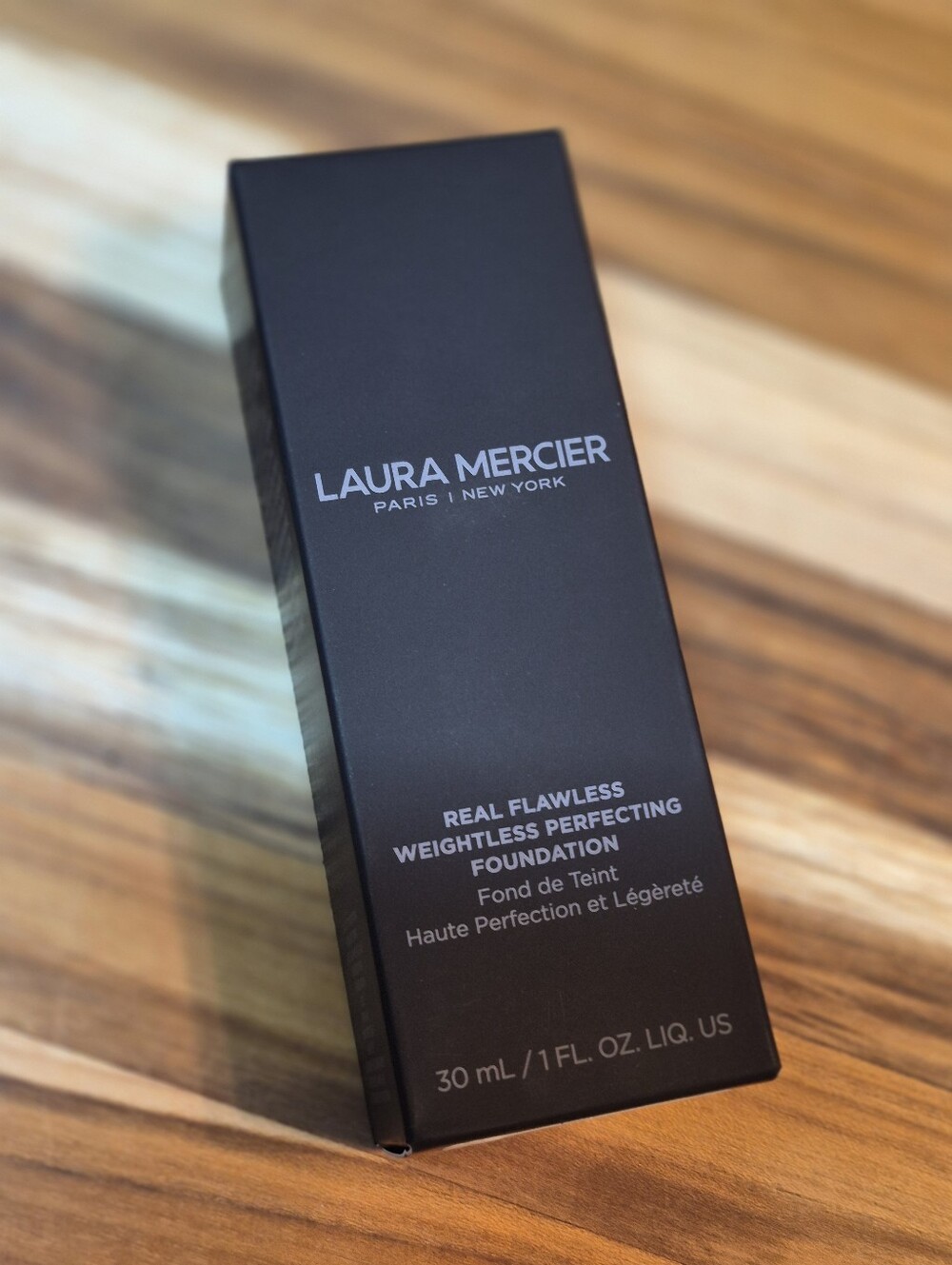 Laura Mercier Real Flawless Weightless Perfecting Foundation Opal (0C1) 30ml NIB - Picture 8 of 9